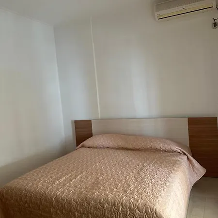 Velis Apartment Sarandë