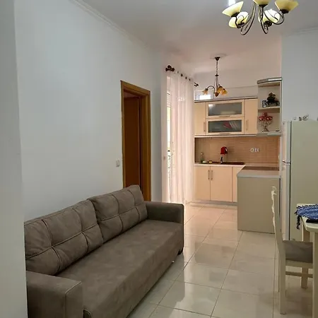 Velis * Sarandë