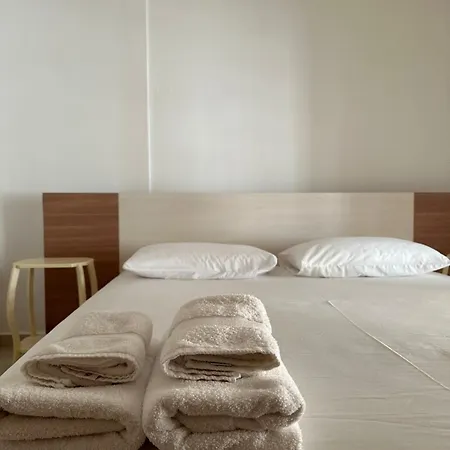 Velis Apartment Sarande